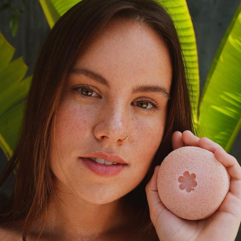 Betydelig Sophie Størrelse FRENCH PINK CLAY KONJAC SPONGE (DRY, SENSITIVE SKIN) | Wyld Skincare